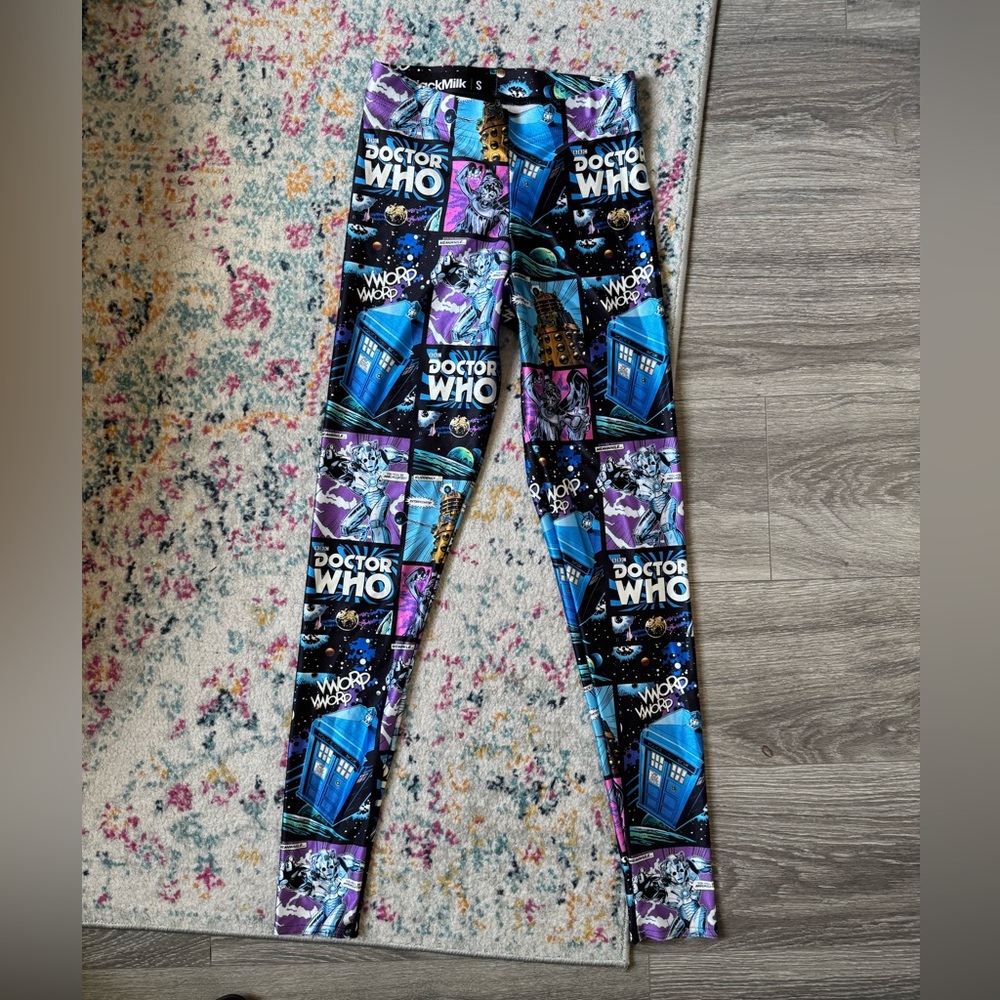 Blackmilk Doctor Who Comic Leggings - LIMITED